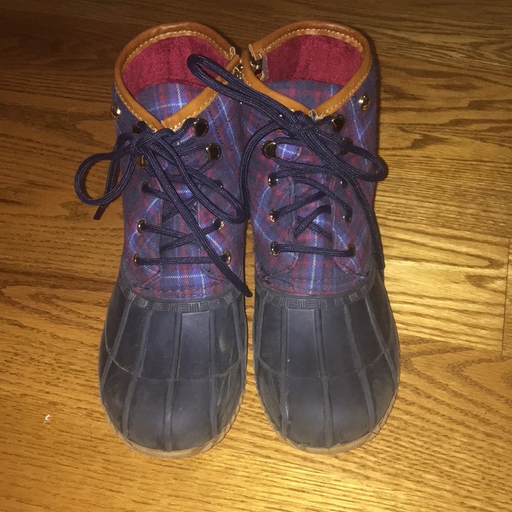 Tommy Hilfiger duck boots