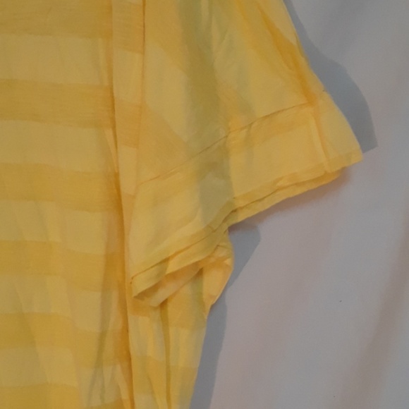 Beverly Drive V Neck Stripe Tee (12) - Picture 4 of 8