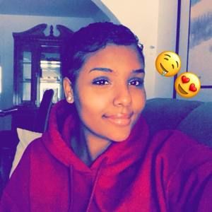 Meet your Posher, Angelique