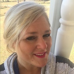 Meet your Posher, Misty