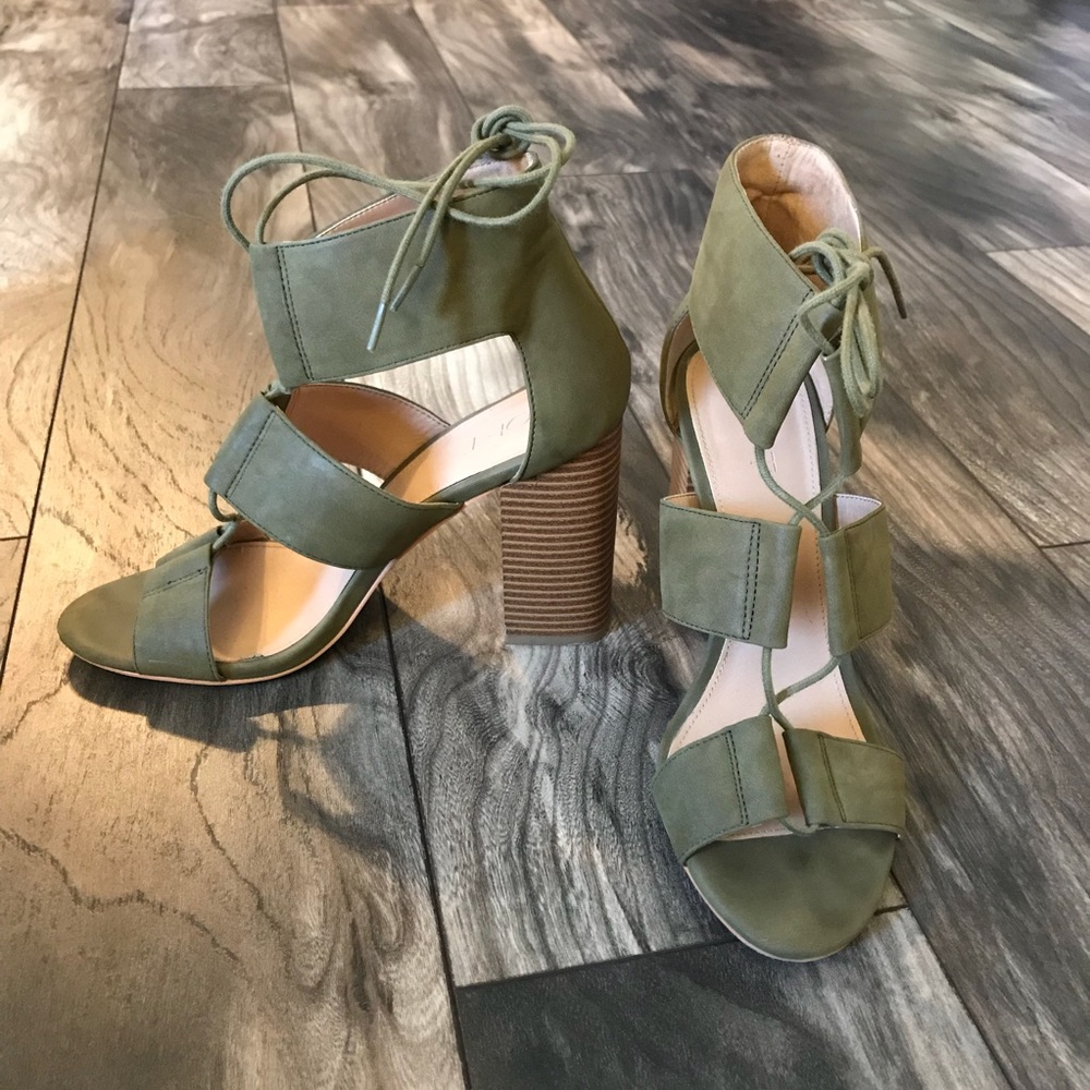 LOFT lace up heels size 10