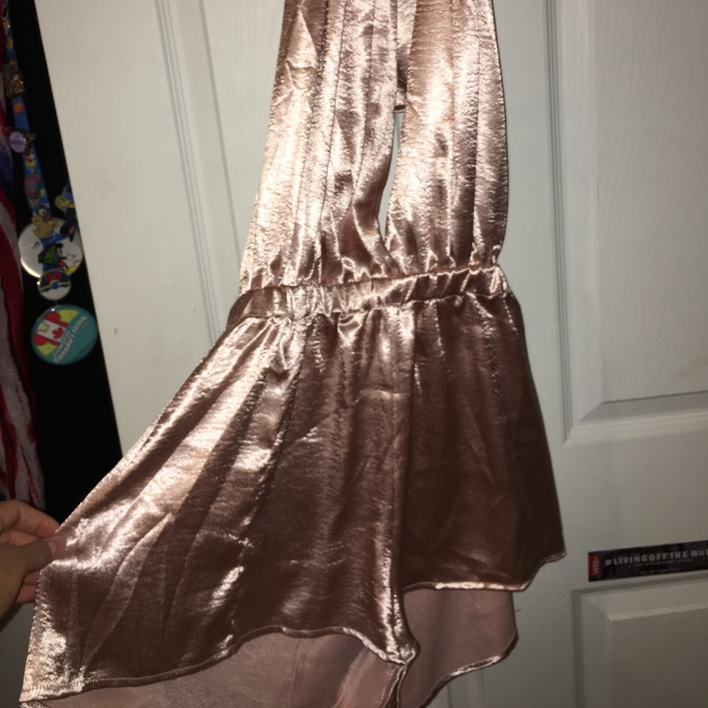 Fancy short Rumper - Picture 2 of 4