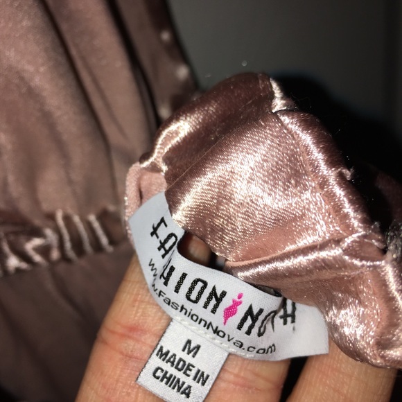 Fancy short Rumper - Picture 4 of 4