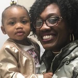 Meet your Posher, Danielle