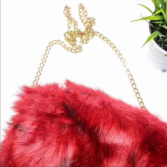 | new | red fur bae bag - Picture 2 of 2