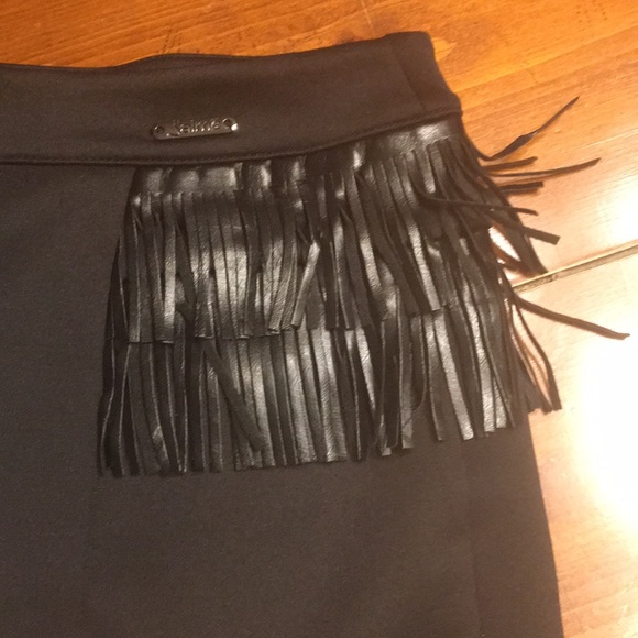 Gorgeous unique black shorts with fridge detail! - Picture 2 of 5
