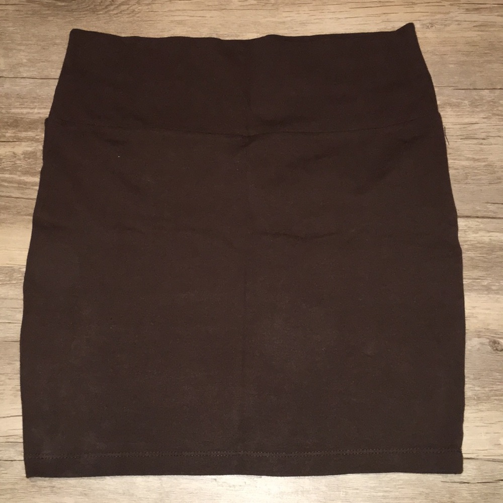 Brown mini-skirt