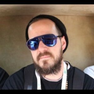 Meet your Posher, Chas