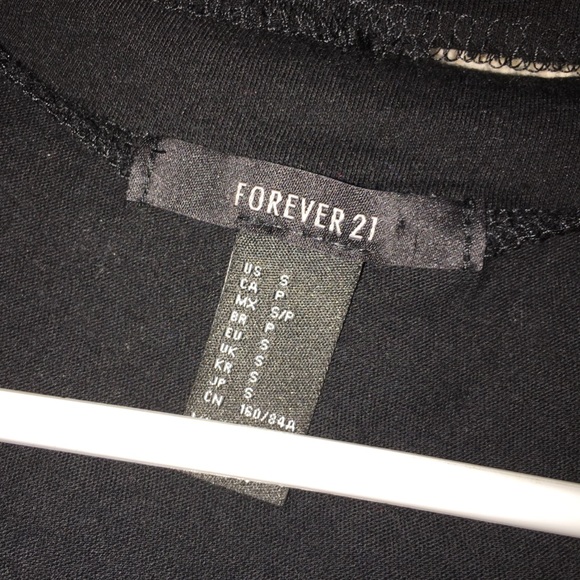 Distressed t-shirt - Picture 3 of 3