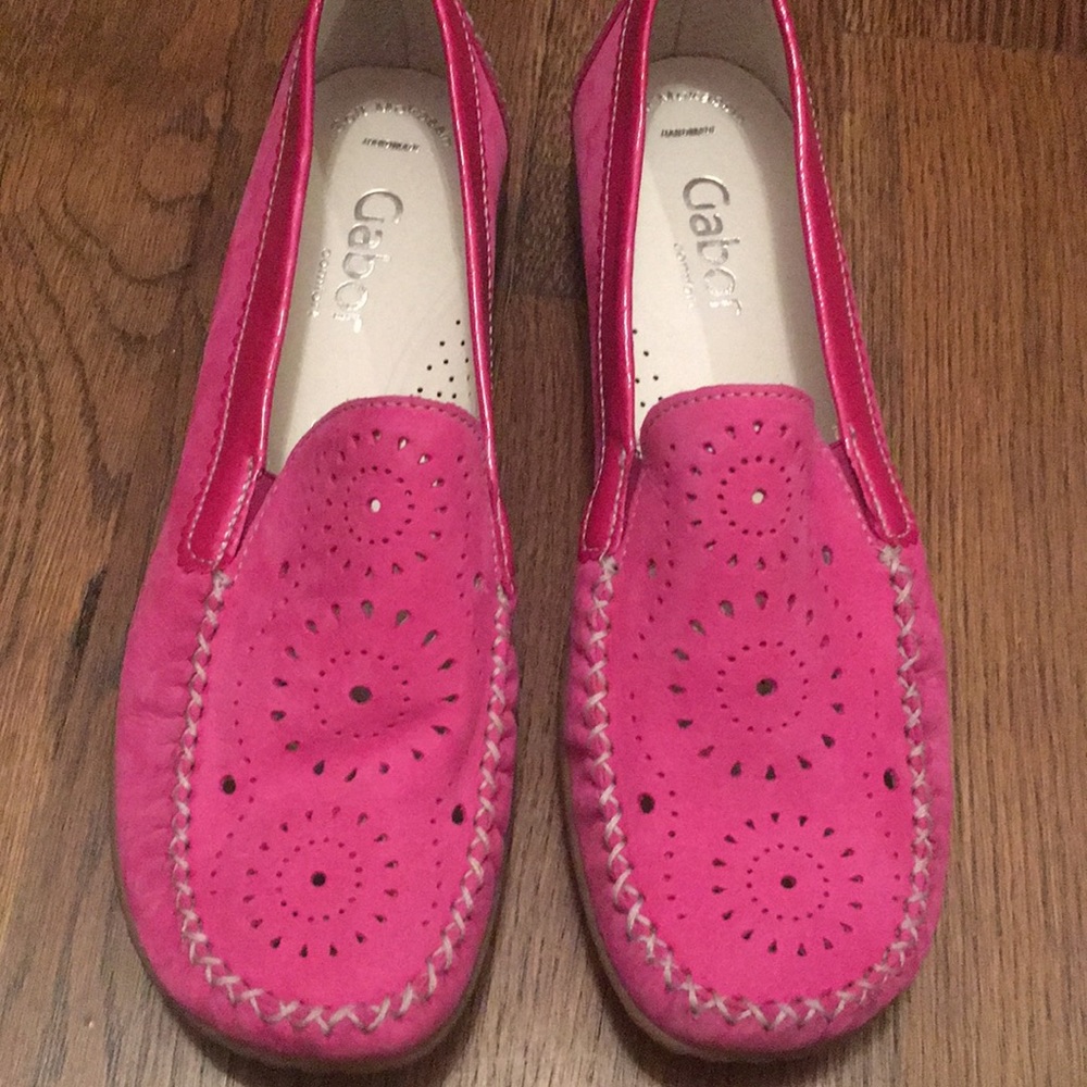 Pink suede with leather detail girls shoes