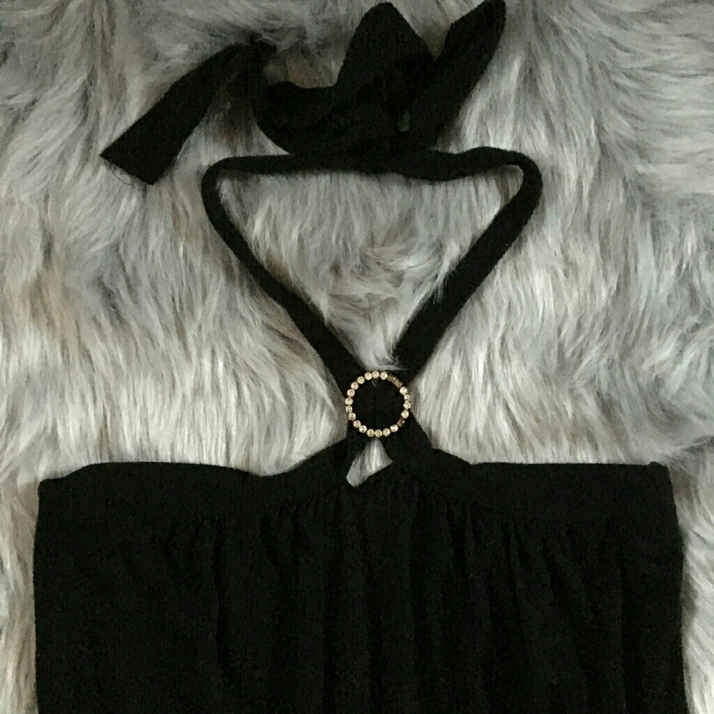 halter top - Picture 2 of 4