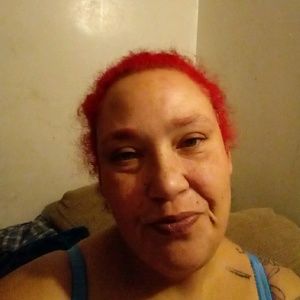 Meet your Posher, Monique