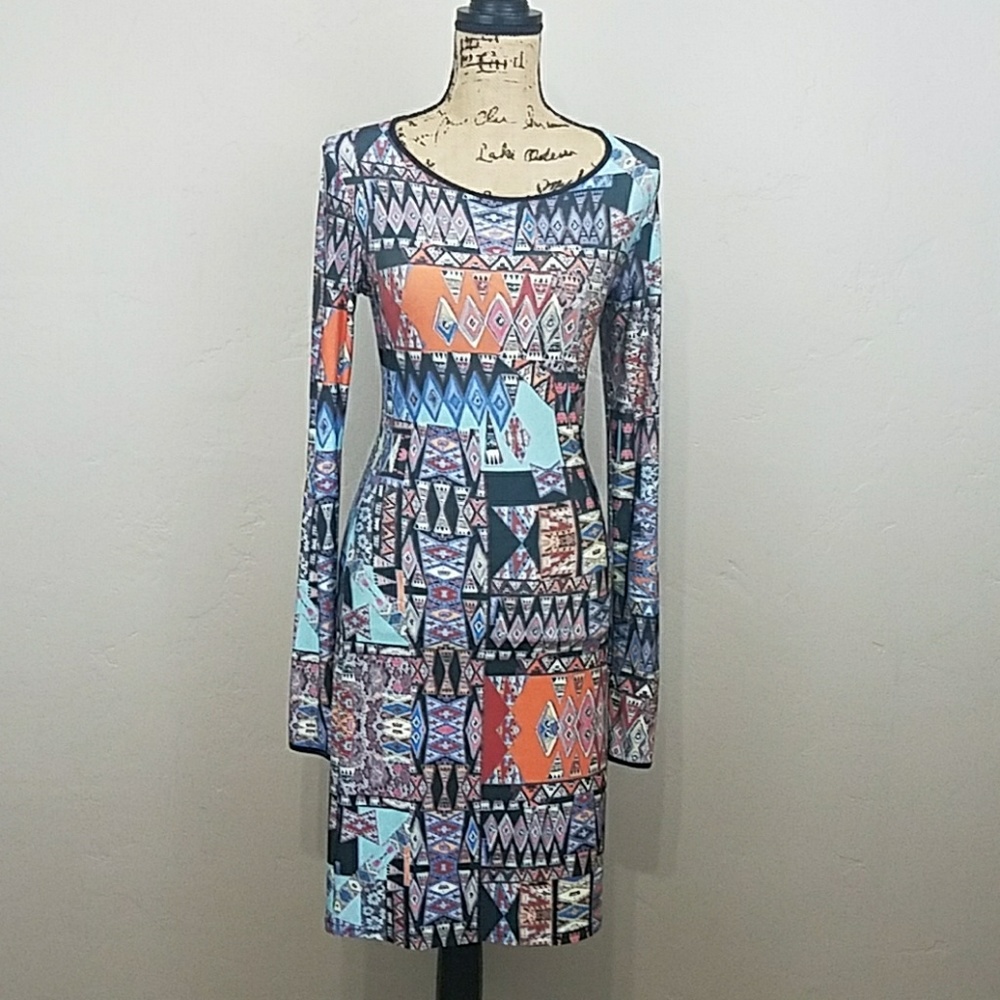 Host Pick Aaron Ashe Ethnic Print  Dress