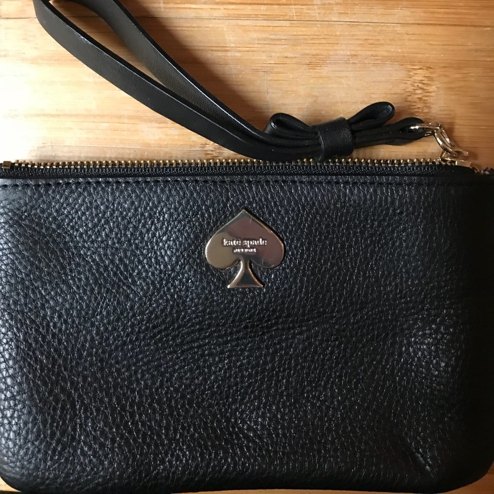 Kate Spade Wristlet ♠️