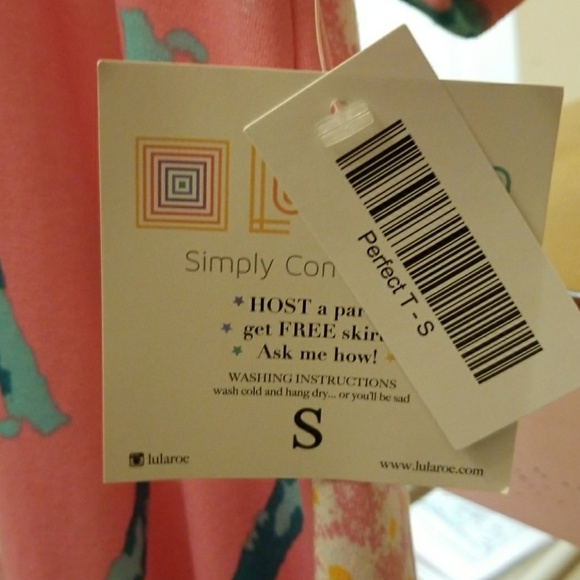 BNWT Lularoe S Perfect T - Picture 2 of 4