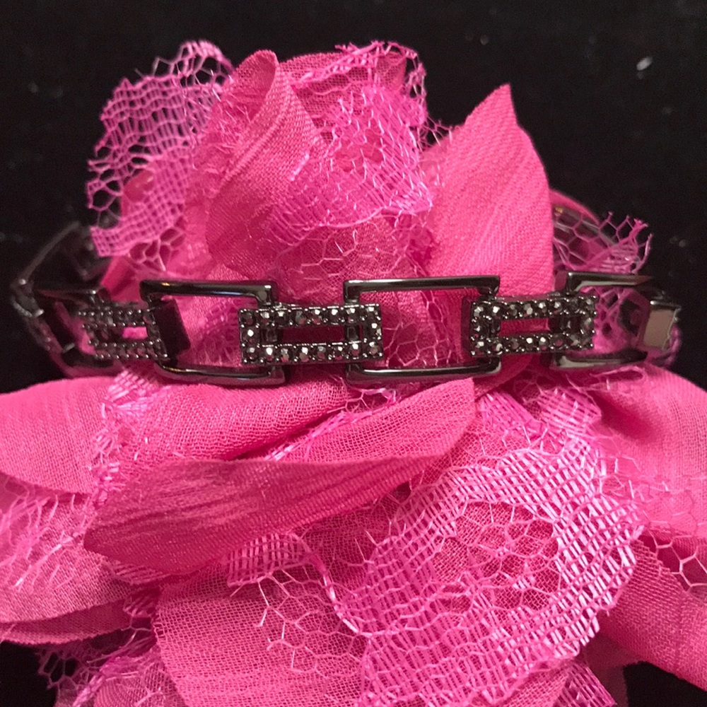 Gunmetal & crystal Lia Sophia bracelet - Picture 1 of 5