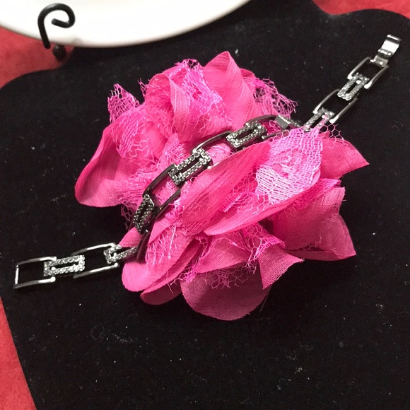 Gunmetal & crystal Lia Sophia bracelet - Picture 2 of 5