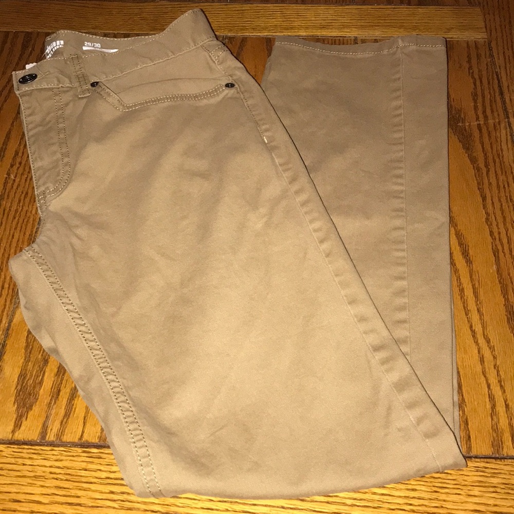 Men’s nice Khaki pants