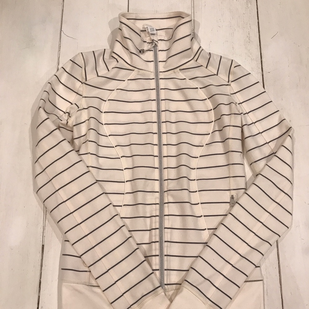 Lululemon track jacket with zip pocket. Striped 6