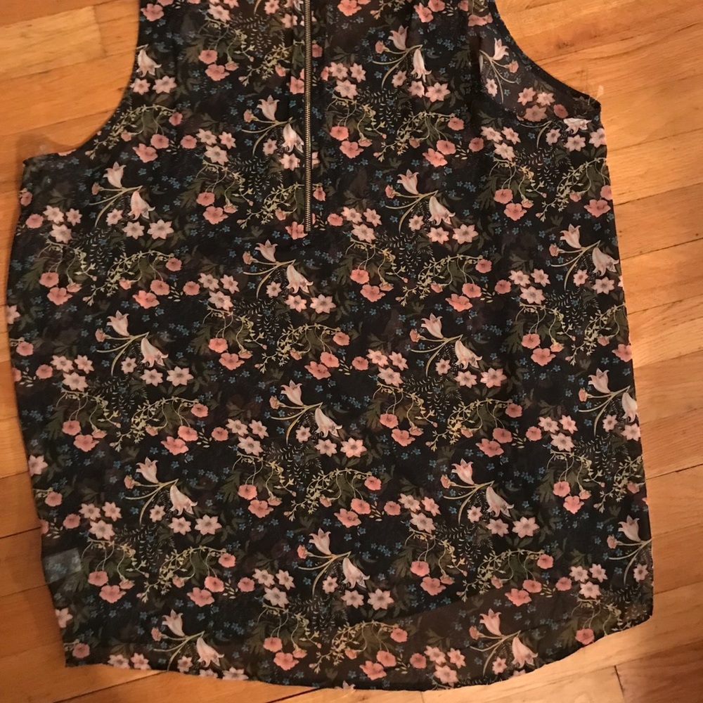Sheer Floral Tank Top Never Worn w/out tags 2xl