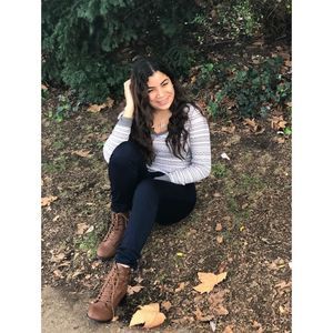 Meet your Posher, Nathaly