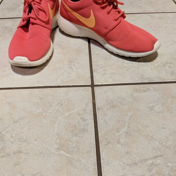 Worn Roshe runs - Picture 3 of 4