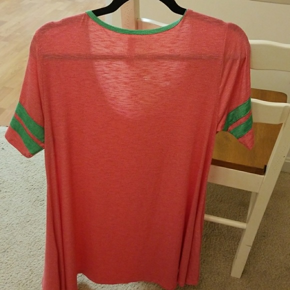 LULAROE S Perfect T - Picture 2 of 3