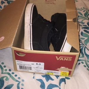 Vans (canvas) Black/ White