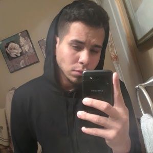 Meet your Posher, Rufino