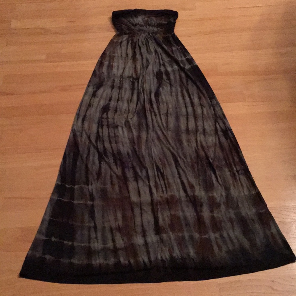 Strapless maxi dress.