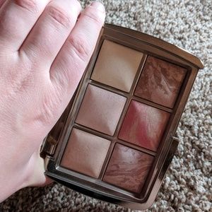 Original Hourglass Ambient Lighting Palette