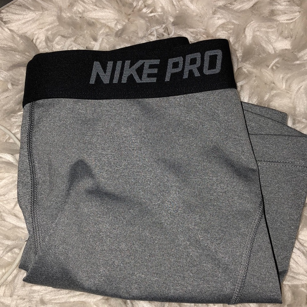 Nike pros never worn