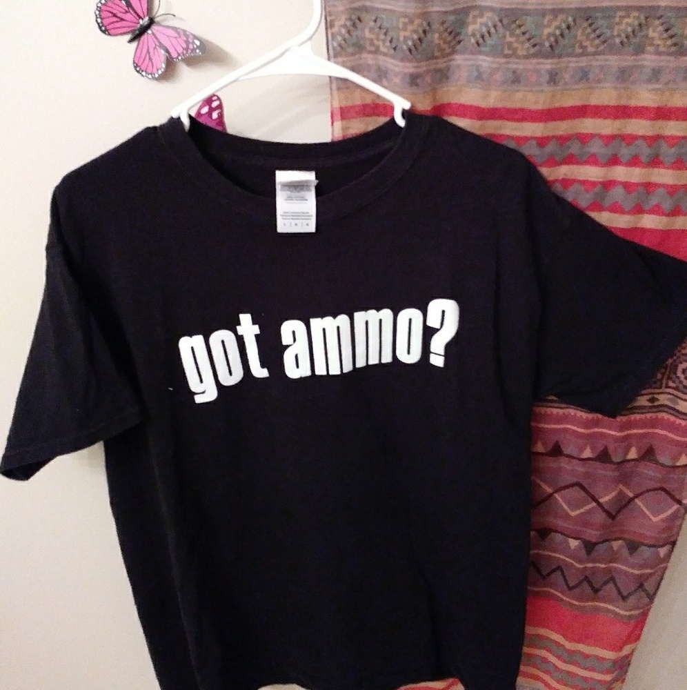 🔫Got Amo? Gildan shirt🔫👄💘Lrg &unisex