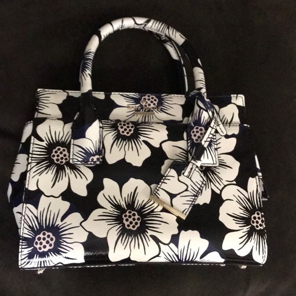 Kate spade BW Pansies Specialty Item NWT - Picture 1 of 4