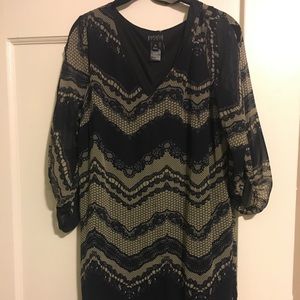 Cute balloon sleeve dress