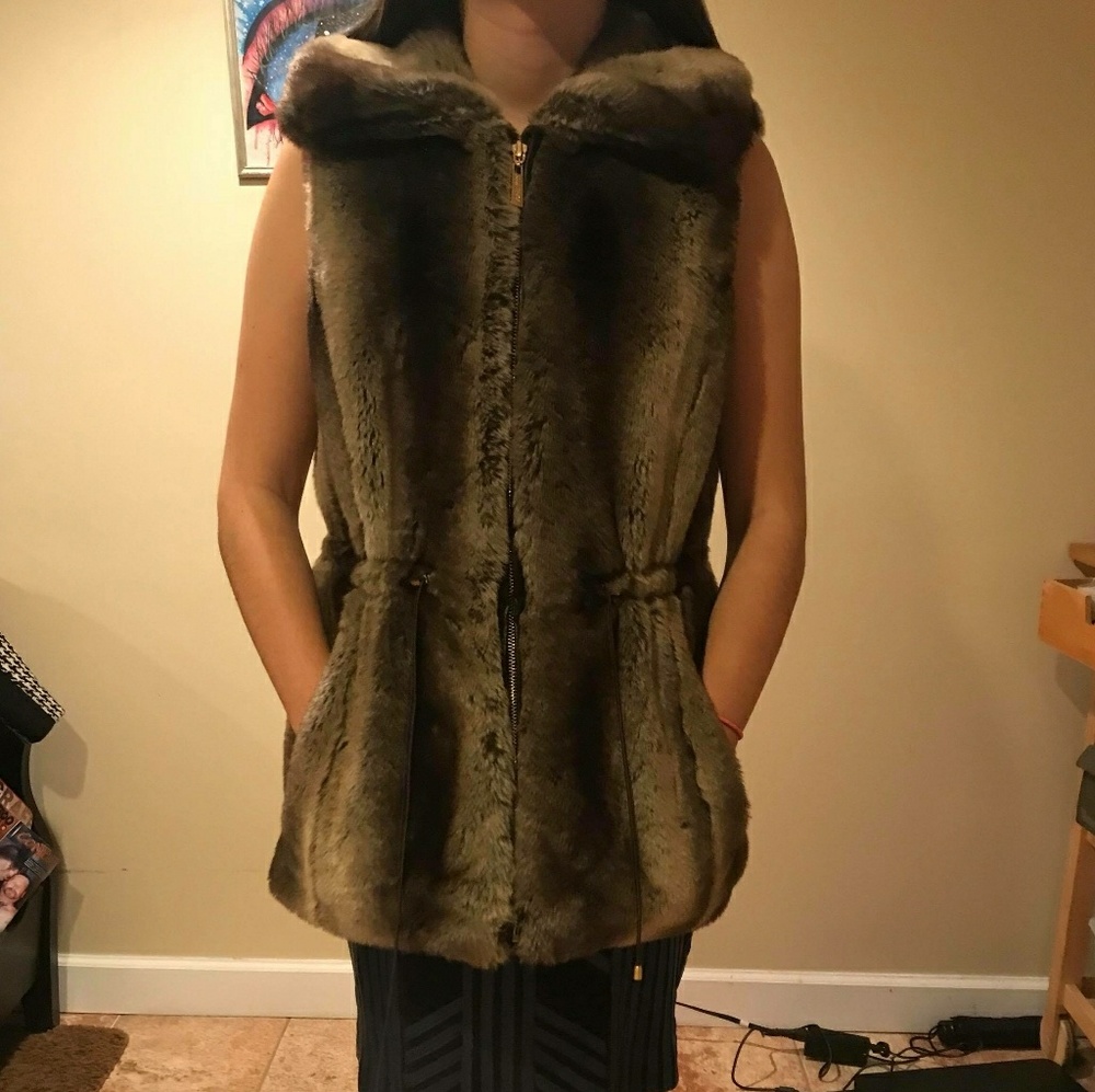 💙Ellen Tracy💜Faux Fur Anorak Vest💙