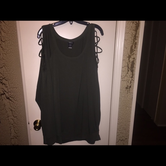 torrid Sweaters - Torrid Plus Size Green Sweater Size 3