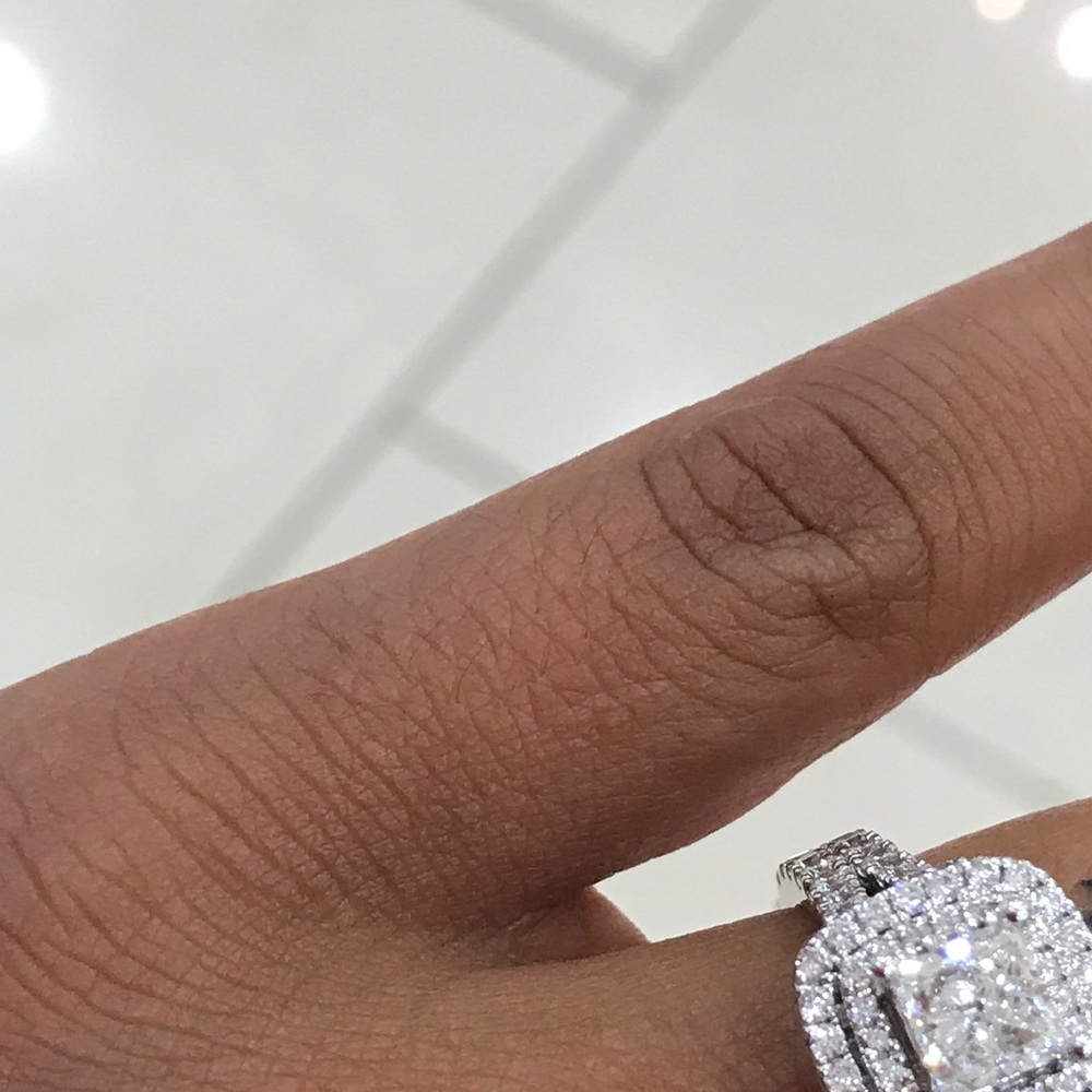 Meet your Posher, Taisha