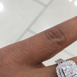 Meet your Posher, Taisha