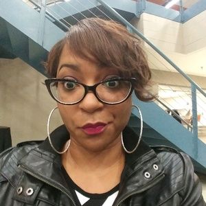 Meet your Posher, Brandy