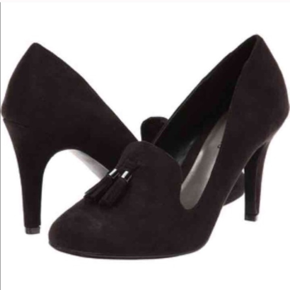 Ann Marino Lolly Tassle Pumps