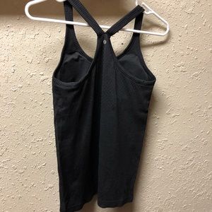 Lululemon (8) gray athletic top with built in bra