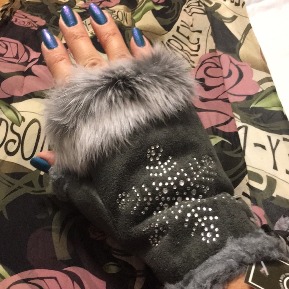 Fingerless Gloves. New.