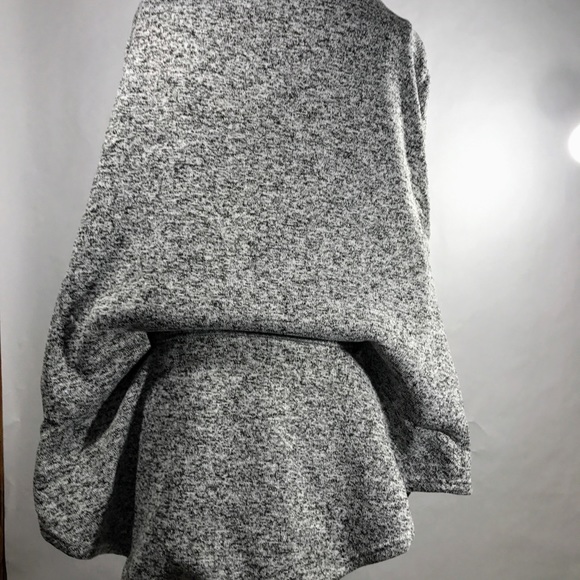 Turtleneck Sweater Cape white with black specks. - Picture 3 of 4