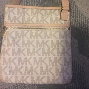 Michael Kors Crossbody