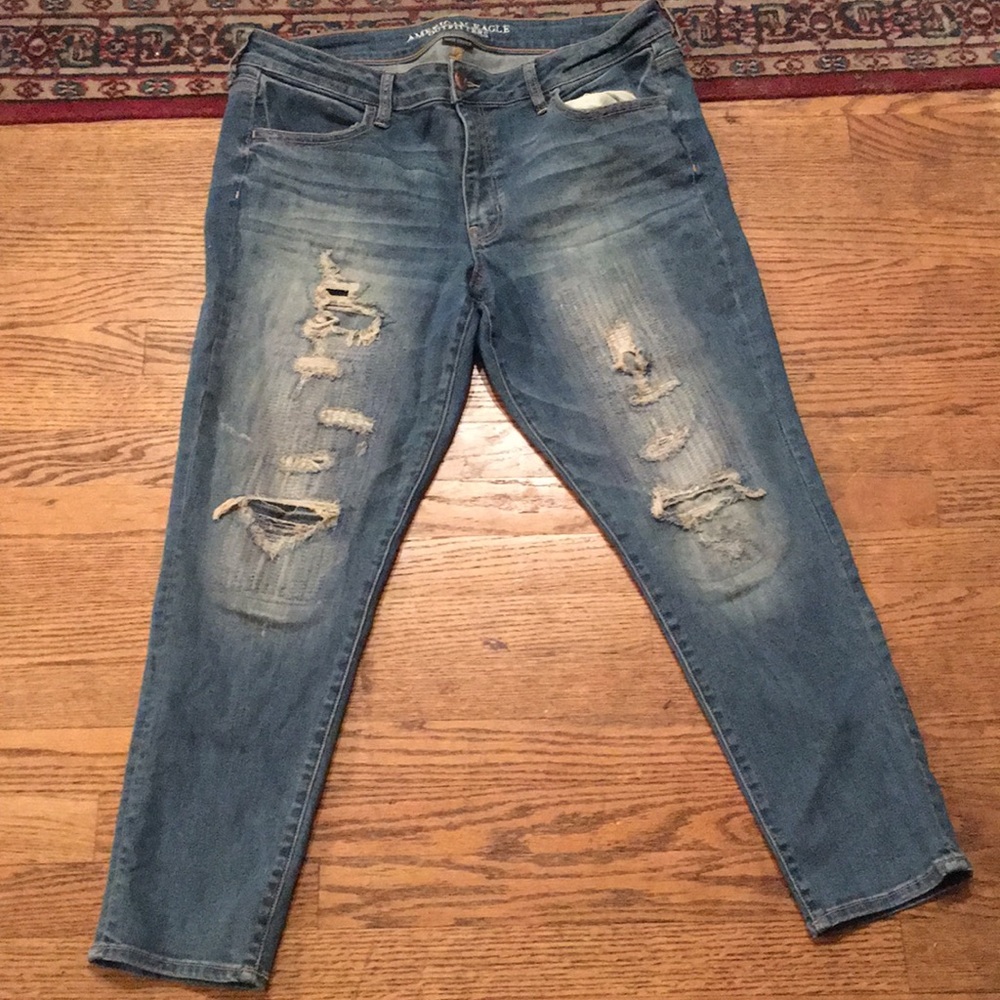 AE Distressed Jeans