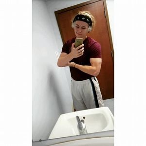 Meet your Posher, Josh