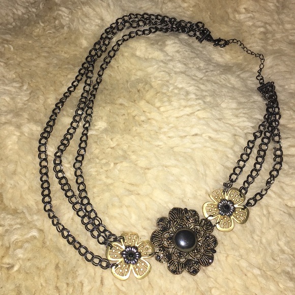 Floral Statement Necklace - Picture 1 of 3