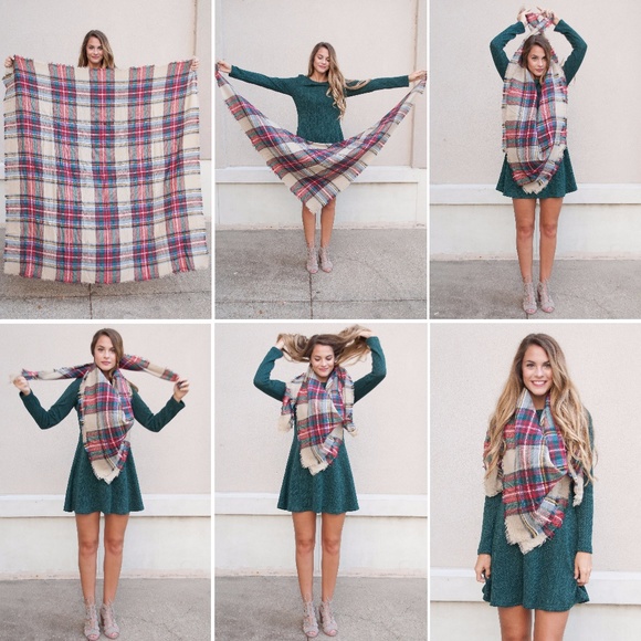 ❌SOLD OUT❌  Blue and Red Blend Blanket Scarf - Picture 4 of 4