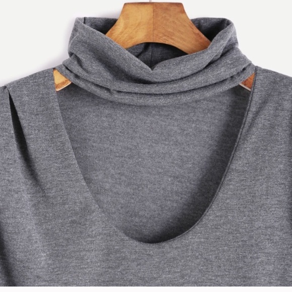 Brand new top! Never worn! Choker Peep neck top - Picture 3 of 4